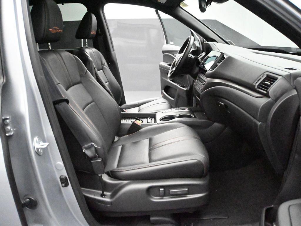 used 2023 Honda Passport car, priced at $32,995