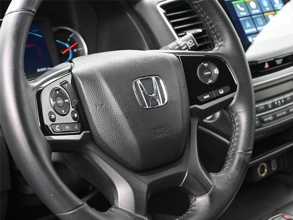 used 2022 Honda Pilot car, priced at $28,000