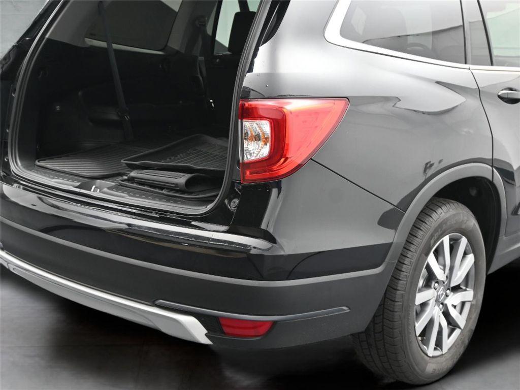 used 2022 Honda Pilot car, priced at $28,000