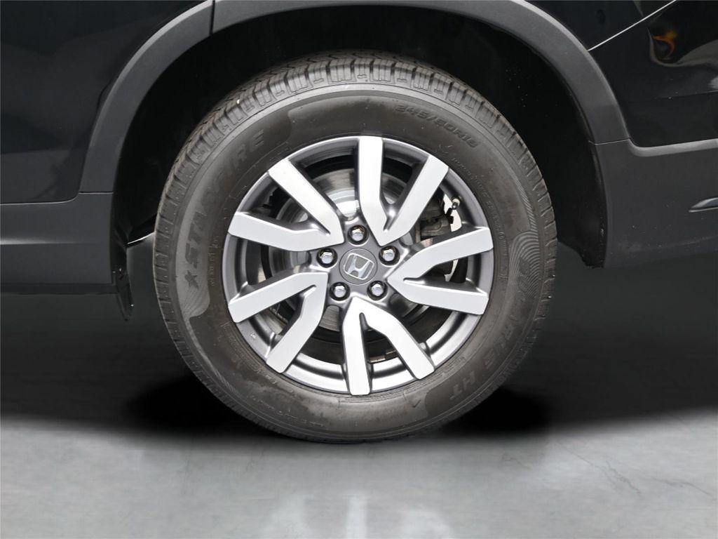 used 2022 Honda Pilot car, priced at $28,000