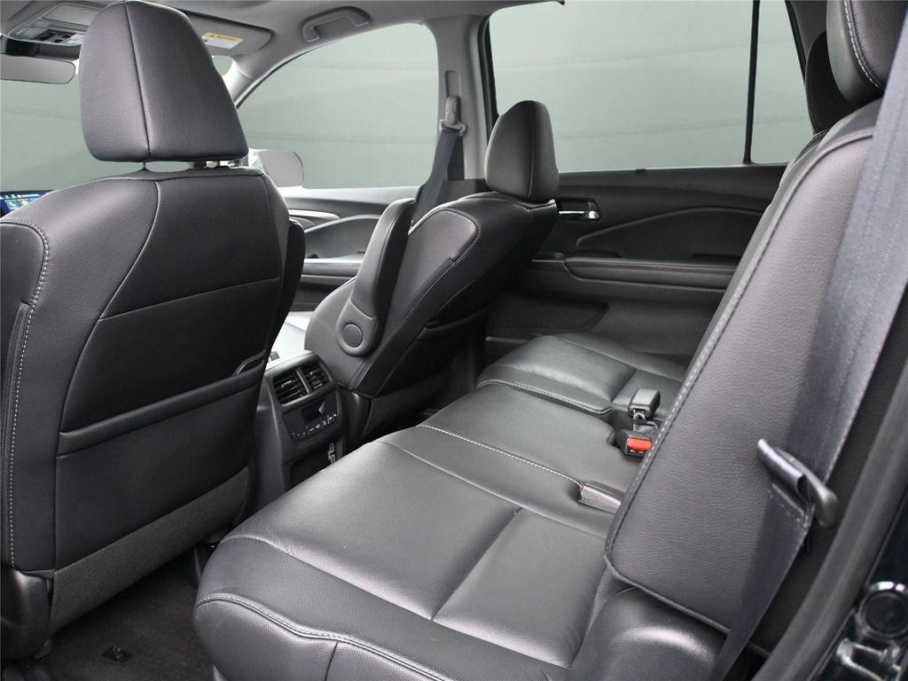 used 2022 Honda Pilot car, priced at $28,000