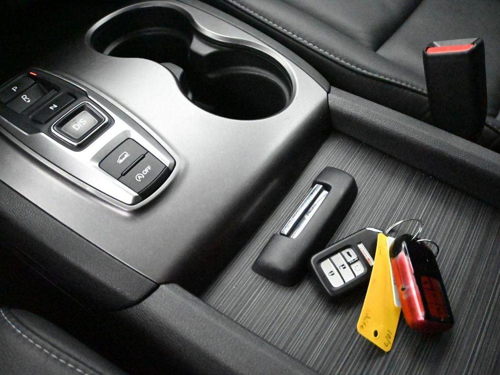 used 2022 Honda Pilot car, priced at $29,300