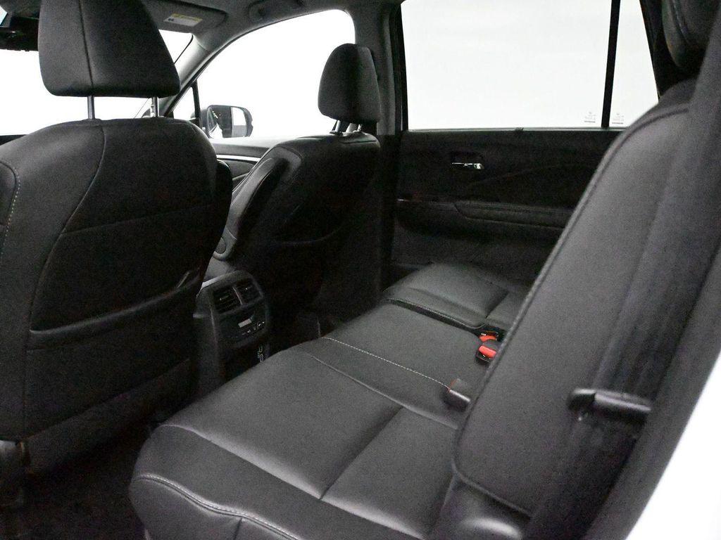 used 2022 Honda Pilot car, priced at $29,300