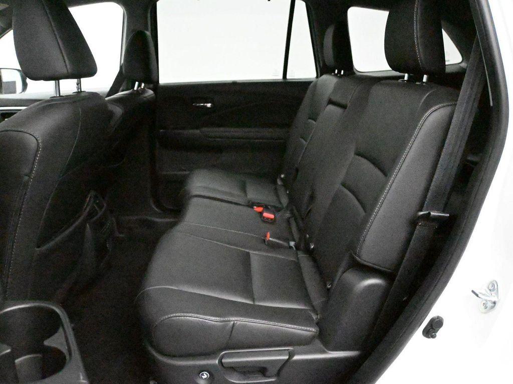 used 2022 Honda Pilot car, priced at $29,300