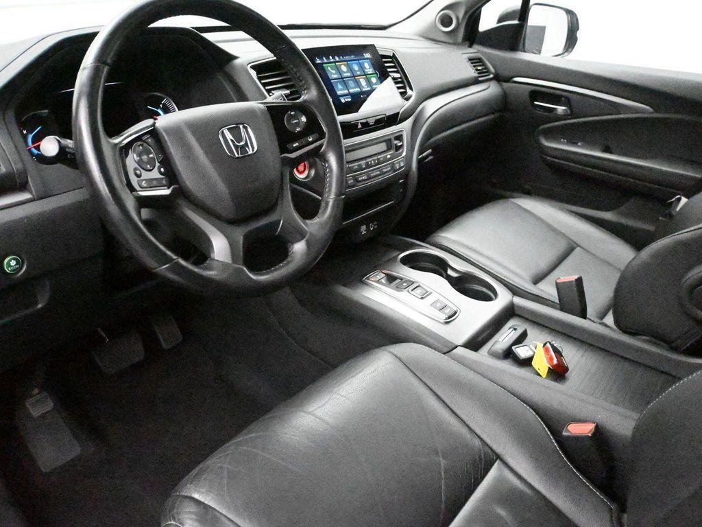 used 2022 Honda Pilot car, priced at $29,300