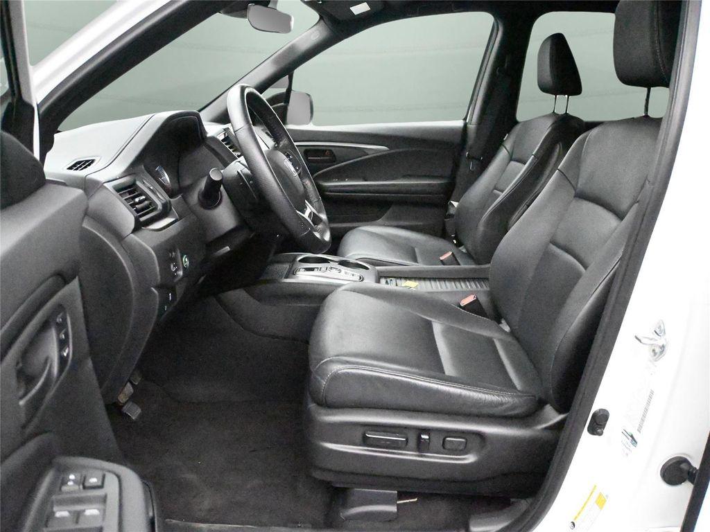 used 2023 Honda Passport car, priced at $29,000