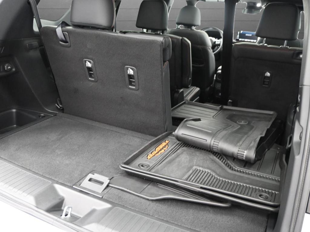 used 2025 Honda Pilot car, priced at $47,000