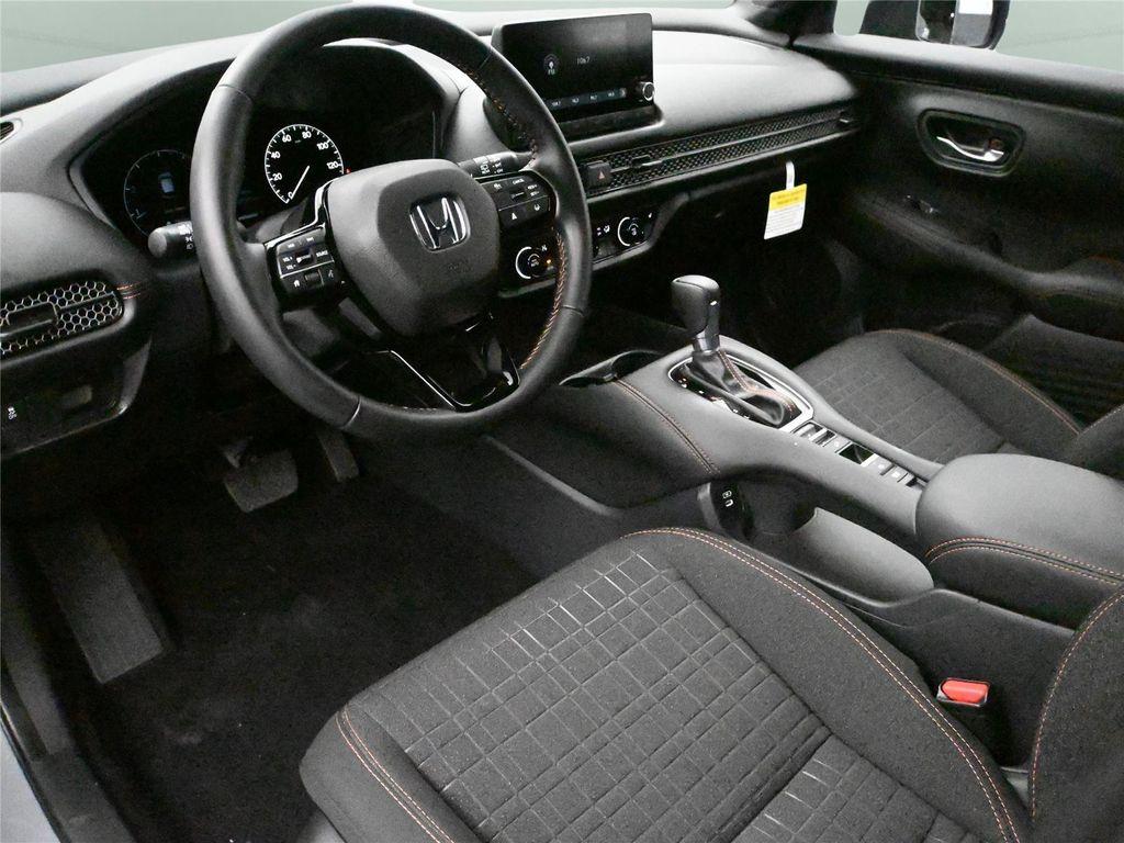 new 2025 Honda HR-V car, priced at $30,350