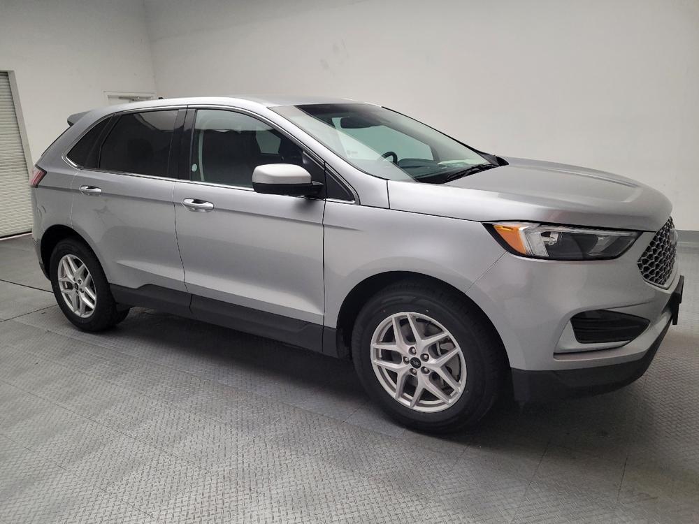 used 2024 Ford Edge car, priced at $25,195