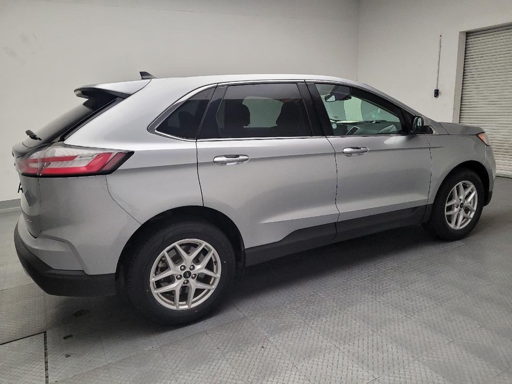 used 2024 Ford Edge car, priced at $25,195