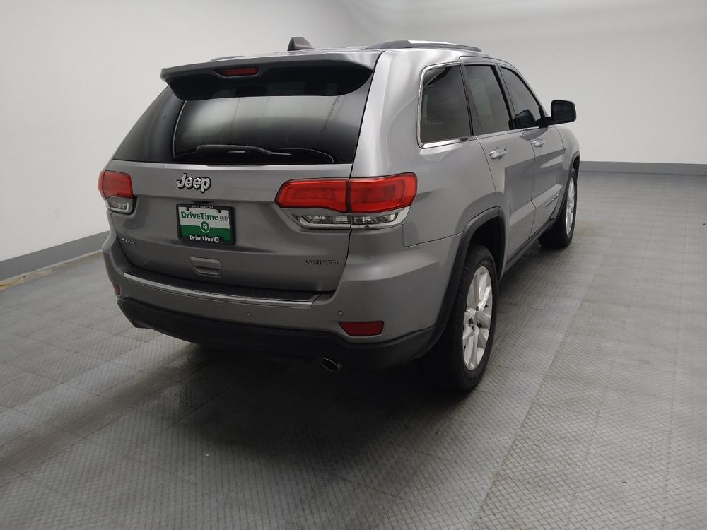 used 2017 Jeep Grand Cherokee car, priced at $15,395