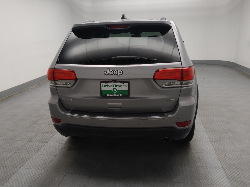 used 2017 Jeep Grand Cherokee car, priced at $15,395