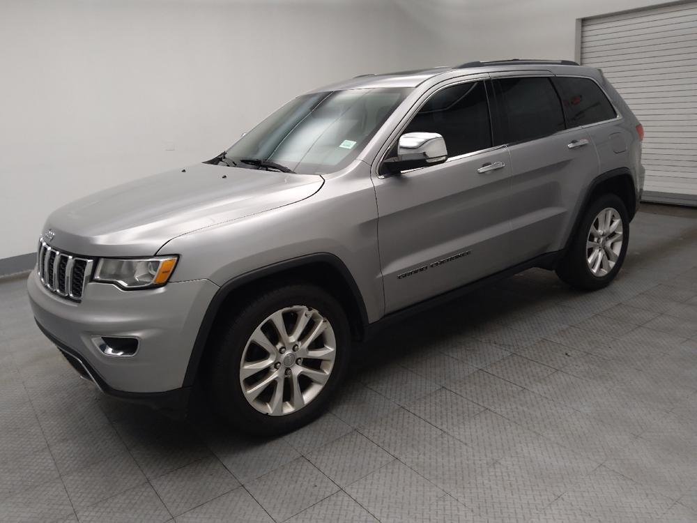 used 2017 Jeep Grand Cherokee car, priced at $15,395