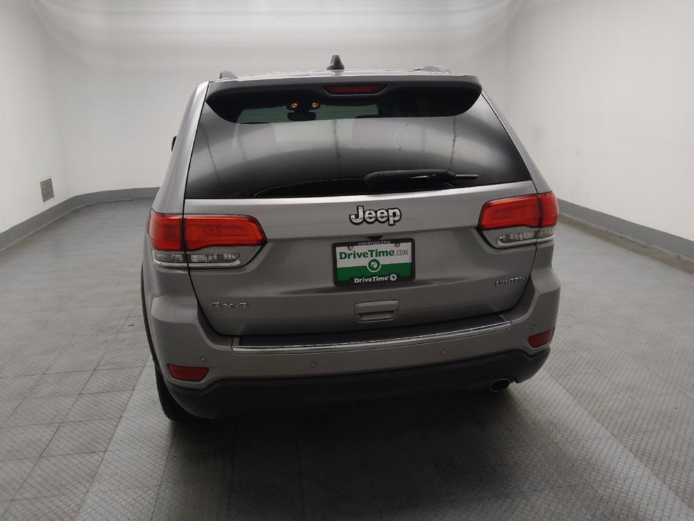 used 2017 Jeep Grand Cherokee car, priced at $15,395