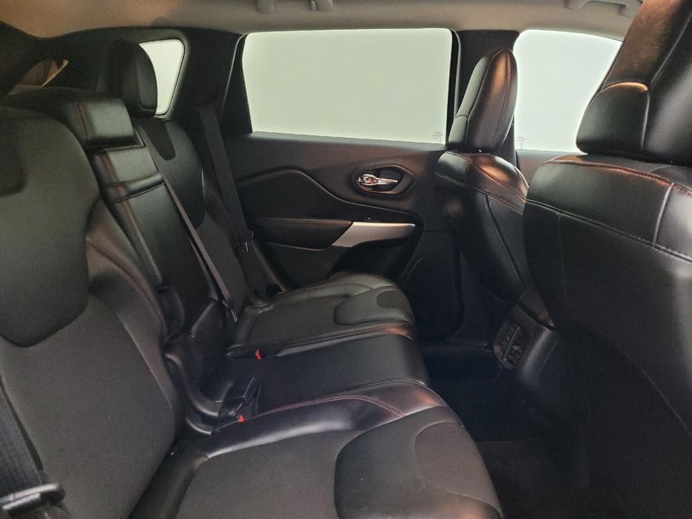 used 2018 Jeep Cherokee car, priced at $17,595