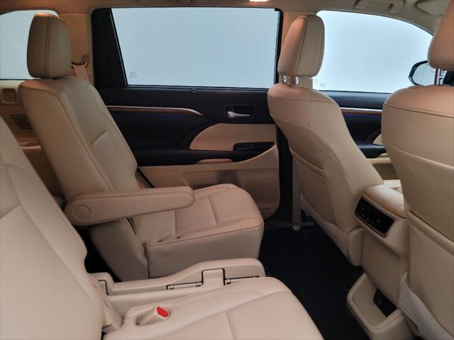 used 2018 Toyota Highlander car, priced at $29,895