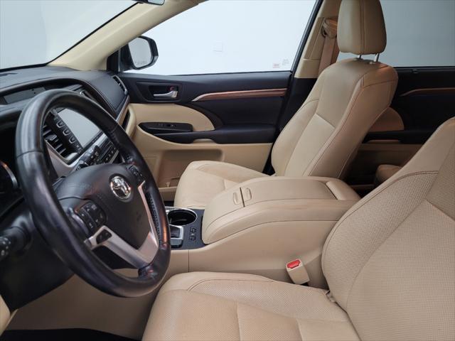 used 2018 Toyota Highlander car, priced at $29,895