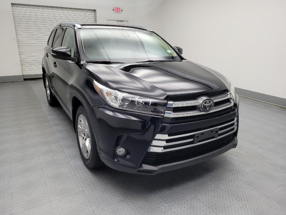 used 2018 Toyota Highlander car, priced at $27,895