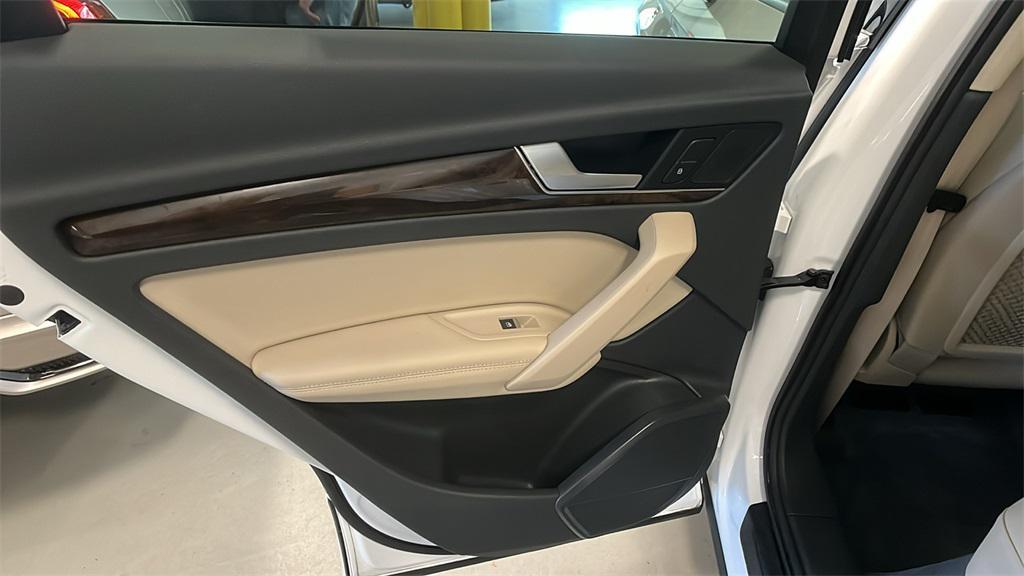 used 2019 Audi Q5 car, priced at $13,250