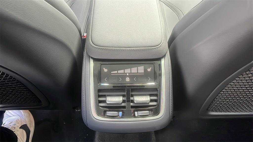 new 2026 Volvo XC90 car, priced at $71,825