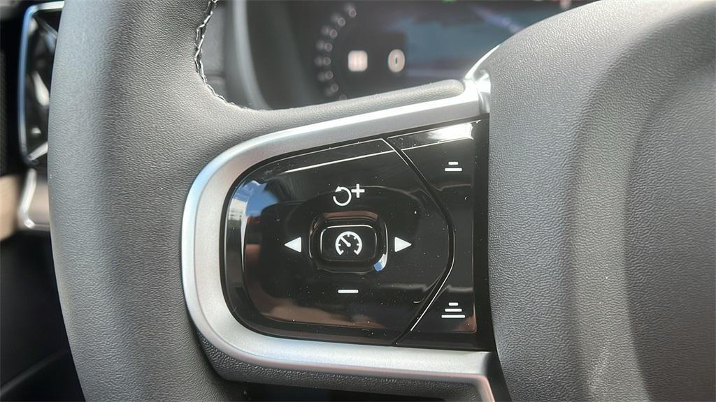 new 2026 Volvo XC90 car, priced at $71,825