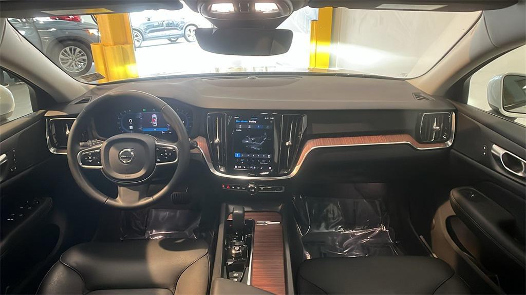 used 2024 Volvo V60 Cross Country car, priced at $41,000