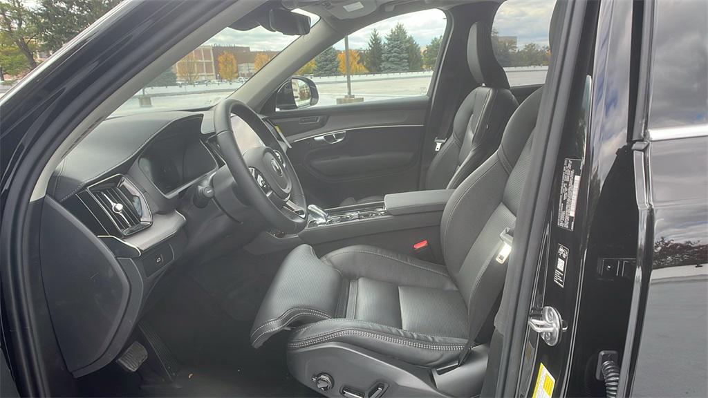 new 2026 Volvo XC90 car, priced at $75,155