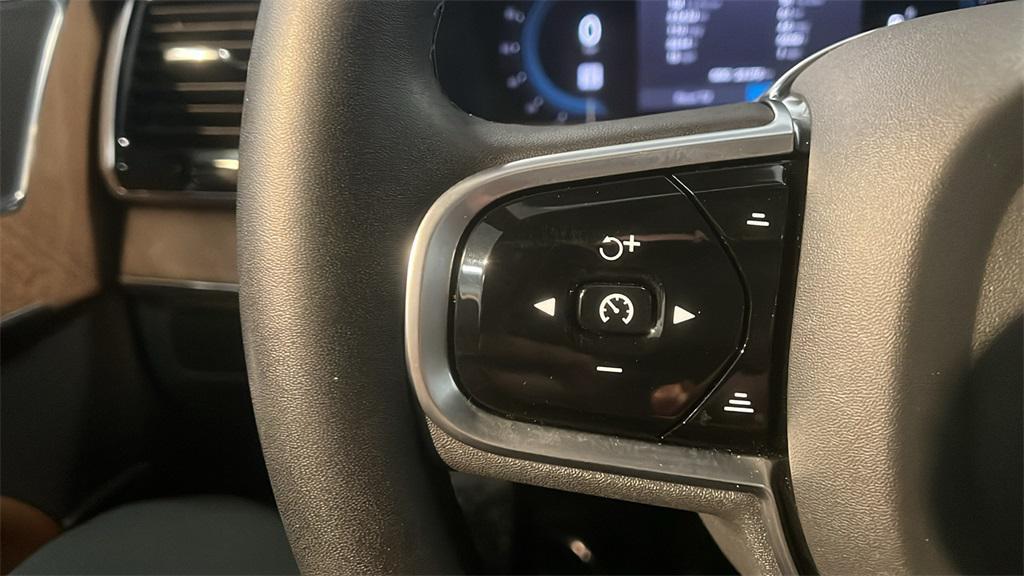 used 2023 Volvo XC90 car, priced at $41,591