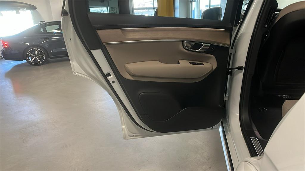 used 2026 Volvo XC90 car, priced at $71,824