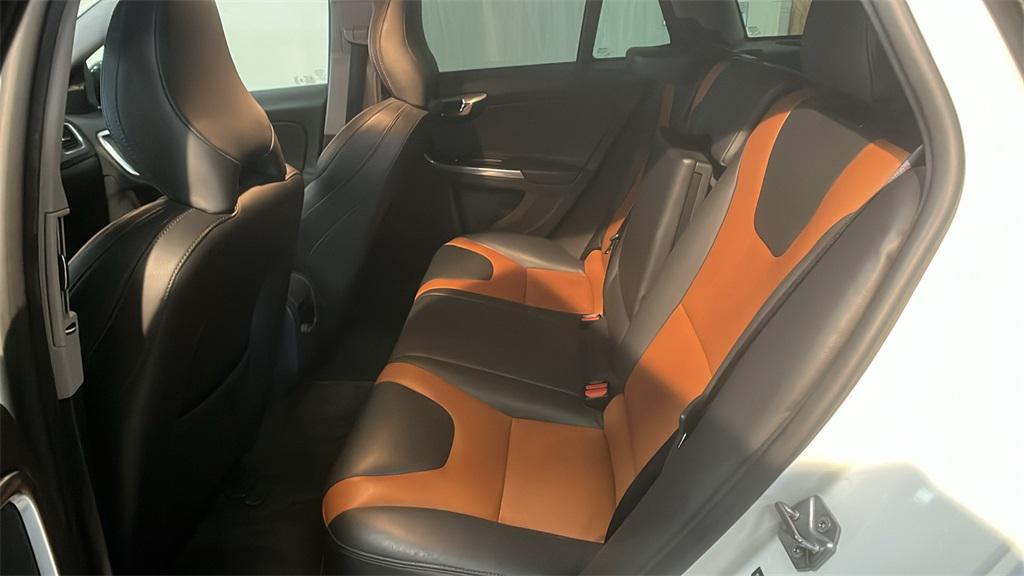 used 2018 Volvo V60 Cross Country car, priced at $16,895