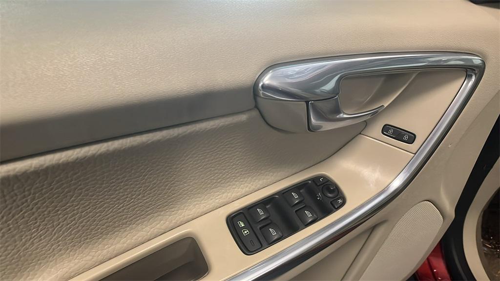 used 2013 Volvo XC60 car, priced at $6,600