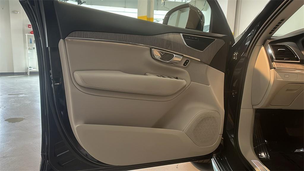 used 2024 Volvo XC90 car, priced at $46,989