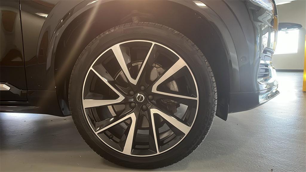 used 2024 Volvo XC90 car, priced at $46,989