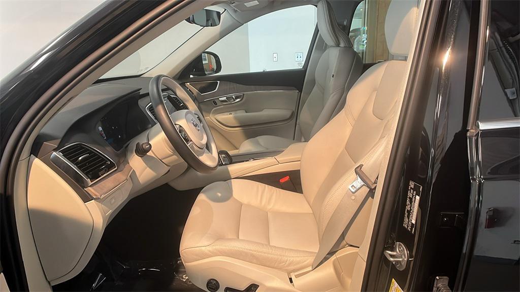 used 2024 Volvo XC90 car, priced at $46,989