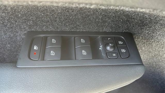 used 2023 Volvo XC40 car, priced at $35,994