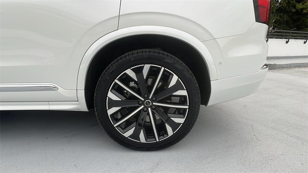new 2026 Volvo XC90 car, priced at $75,155