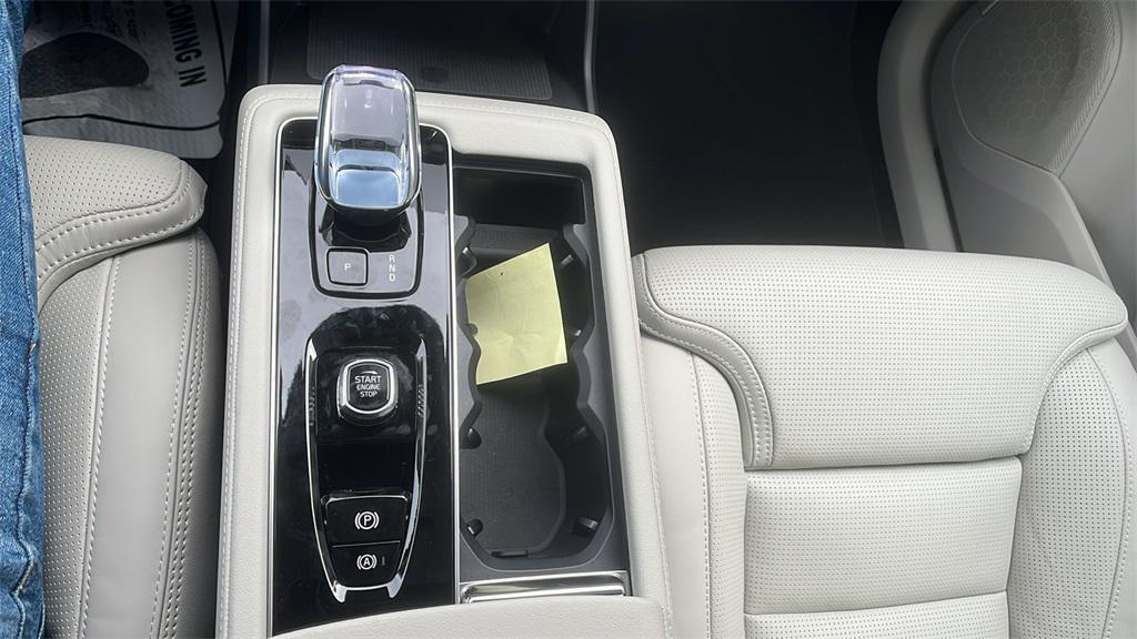 new 2026 Volvo XC90 car, priced at $75,155