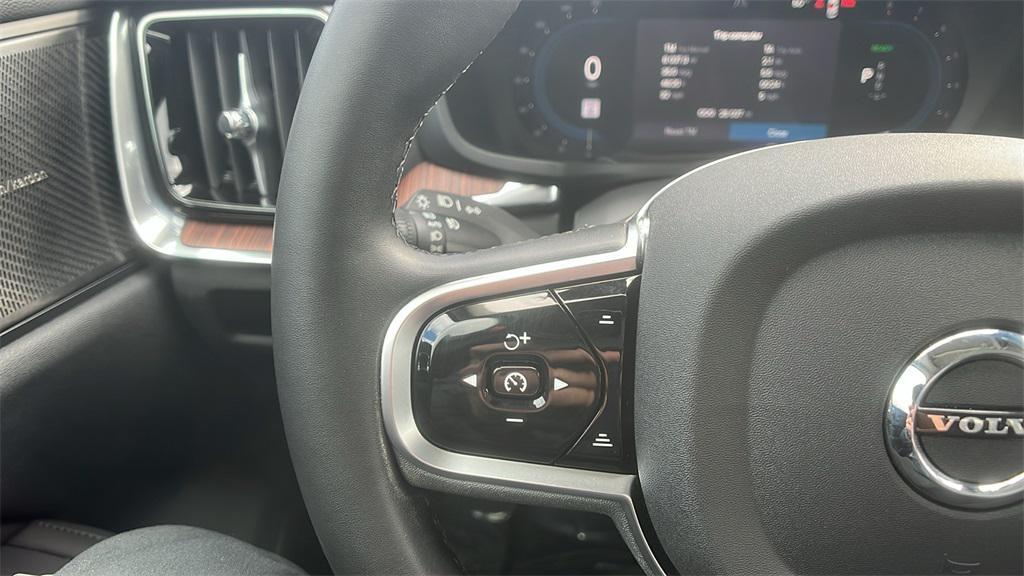 used 2024 Volvo S60 Recharge Plug-In Hybrid car, priced at $39,694