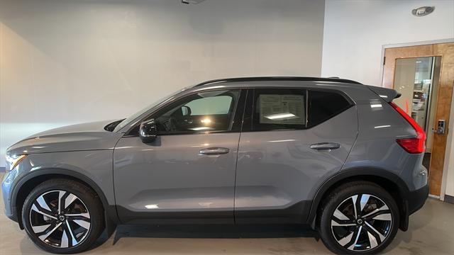 used 2023 Volvo XC40 car, priced at $35,399