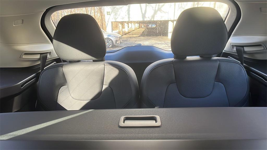 new 2025 Volvo XC90 car, priced at $66,855