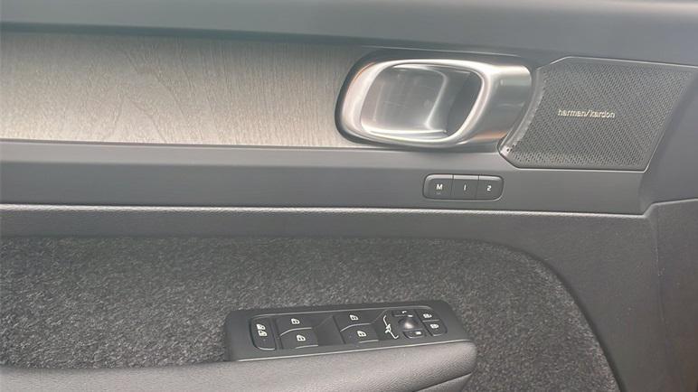 new 2025 Volvo XC40 car, priced at $51,145