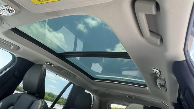 used 2022 Volvo XC90 car, priced at $44,865