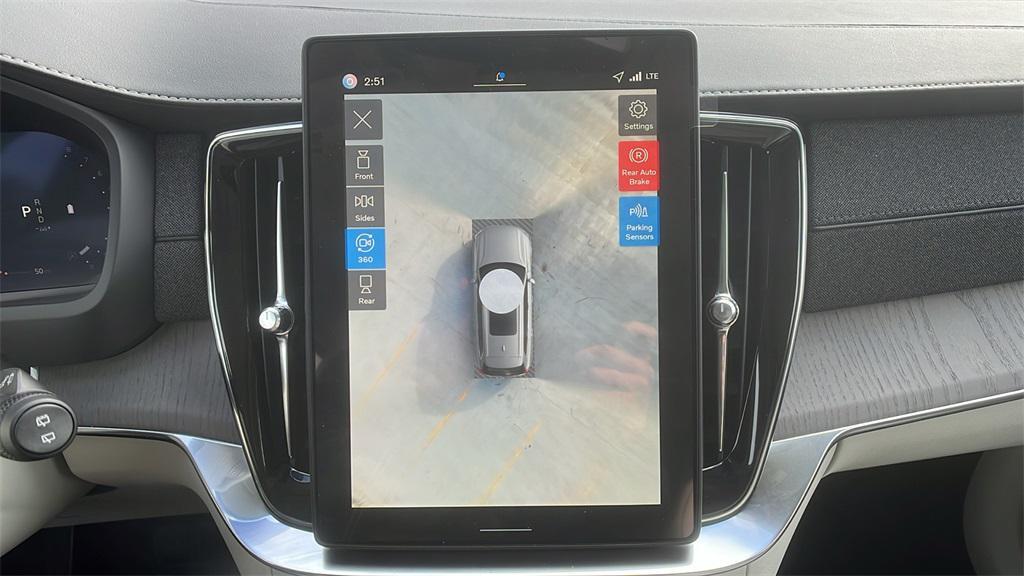 new 2026 Volvo XC90 car, priced at $75,155