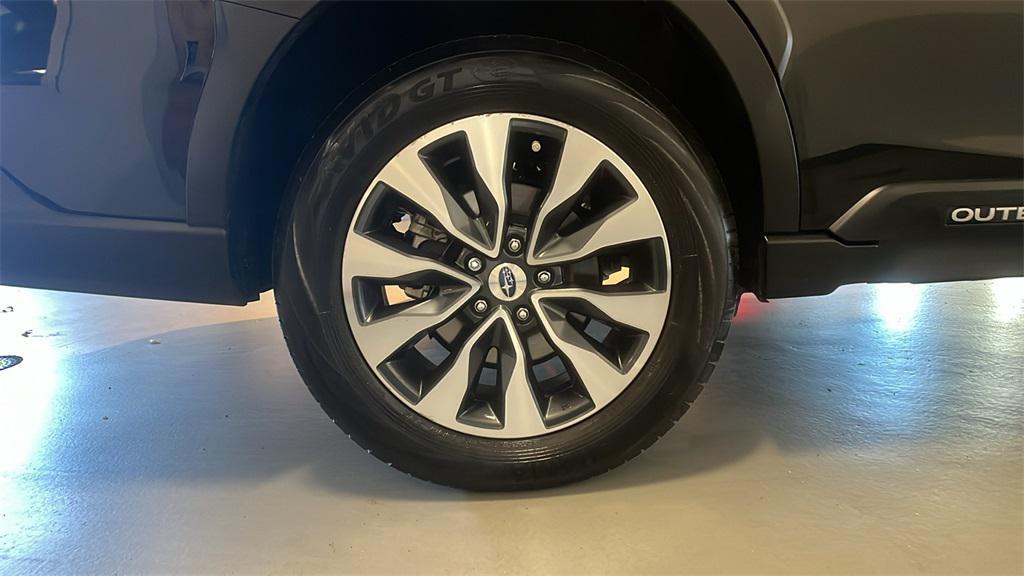 used 2023 Subaru Outback car, priced at $26,995