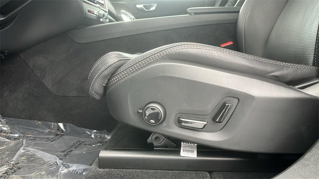 used 2023 Volvo XC60 car, priced at $40,000