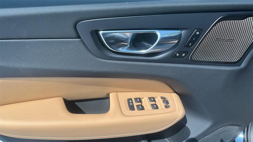 new 2025 Volvo XC60 Plug-In Hybrid car, priced at $71,510