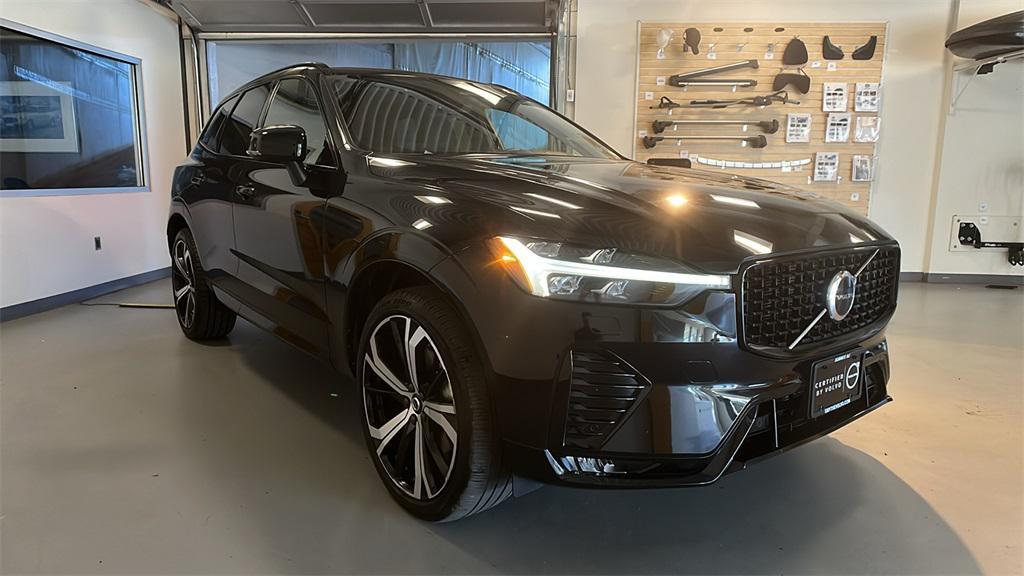 used 2022 Volvo XC60 car, priced at $32,495