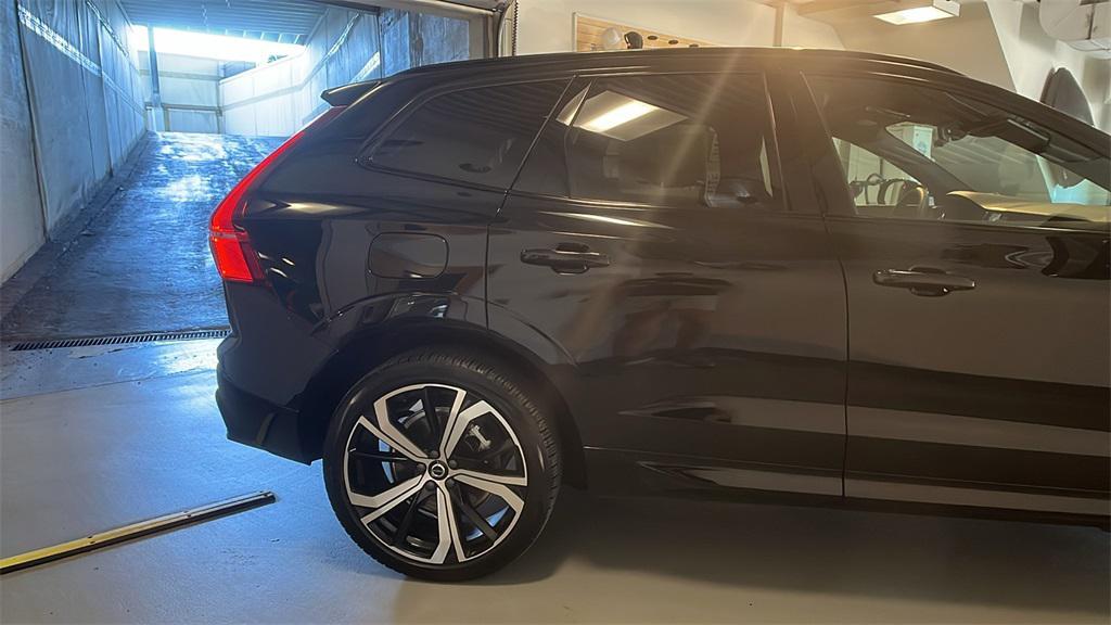 used 2022 Volvo XC60 car, priced at $32,495