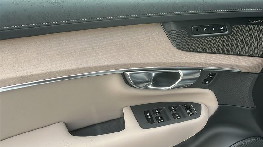 new 2026 Volvo XC90 car, priced at $71,825
