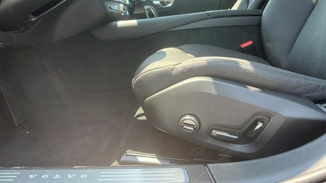 new 2025 Volvo V90 Cross Country car, priced at $64,525